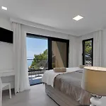 ヴィラ Luxury Basak With Infinity Pool And Sea View