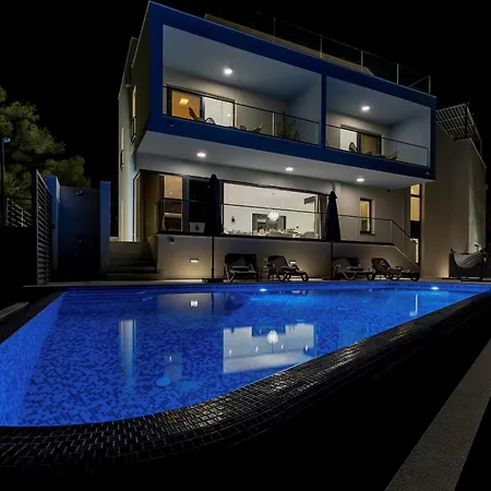 Luxury Basak With Infinity Pool And Sea View Villa Makarska