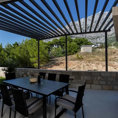 Luxury Basak With Infinity Pool And Sea View וילה מאקרסקה