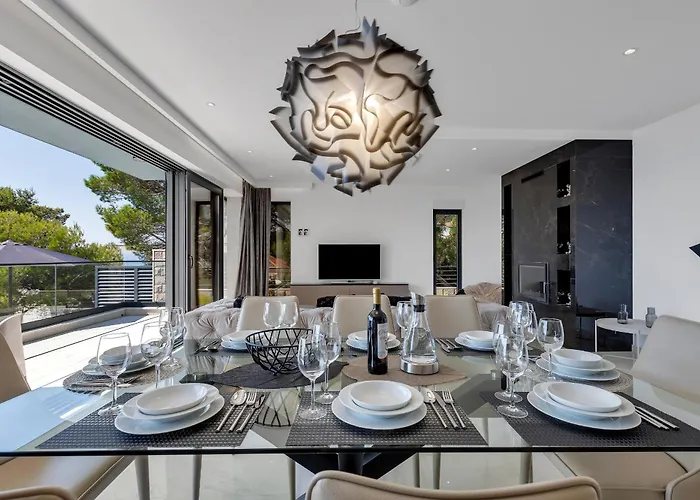 Villa Luxury Basak With Infinity Pool And Sea View Makarska